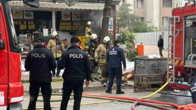 Maltepe ilçesinde bir tekstil malzemeleri deposunda meydana gelen yangın, kısa