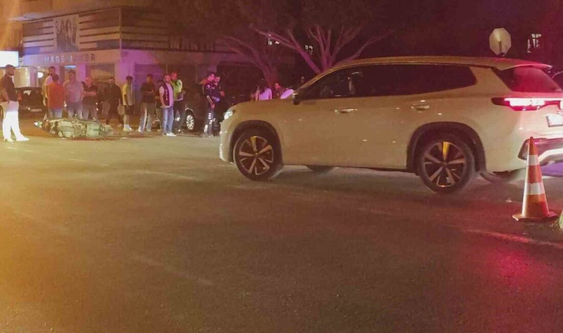 Manavgat ilçesinde motosiklet ile otomobilin çarpışması sonucu meydana gelen trafik
