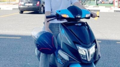 Salihli ilçesinde otomobil ile motosikletin çarpışması sonucu meydana gelen trafik