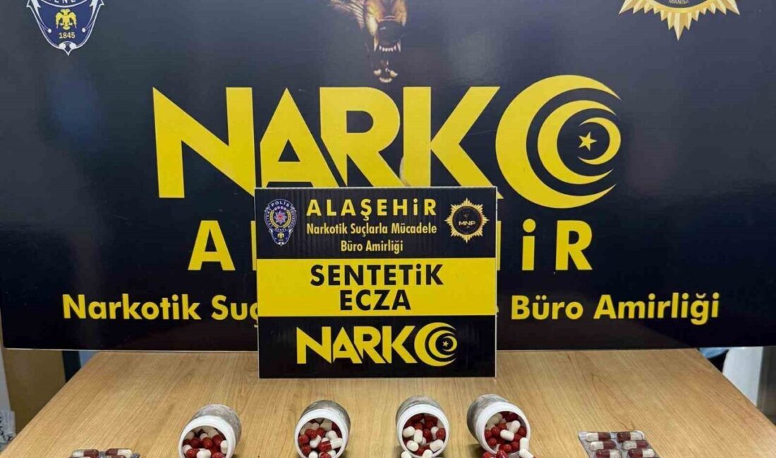 Manisa’nın Alaşehir ilçesinde Narkotik ekiplerinin gerçekleştirdiği operasyonda sokak satıcılarına yönelik