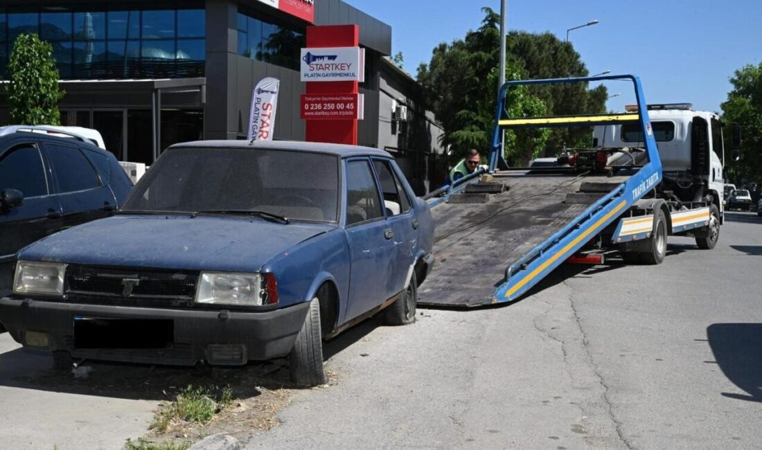Manisa Büyükşehir Belediyesi, kent genelinde görüntü kirliğine, trafik sıkışıklığına ve
