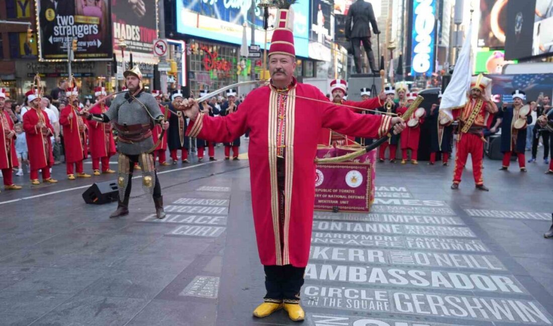Türk Mehter Takımı, ABD’nin New York kentinde ünlü Times Meydanı’nda