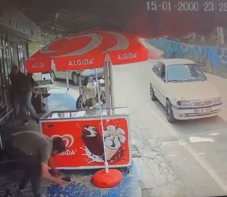 Tarsus ilçesinde meydana gelen silahlı saldırıda 4 kişinin öldüğü ve