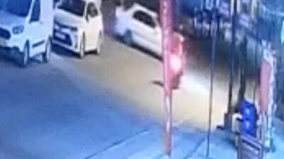 Kapaklı ilçesinde, cadde ile sokağın kesiştiği noktada meydana gelen trafik