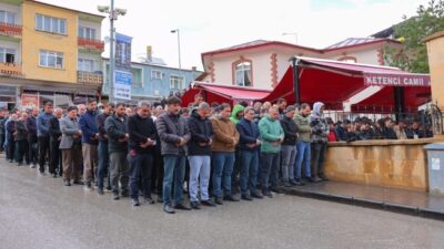 Gümüşhane’nin Zigana Dağı bölgesinde meydana gelen bir motosiklet kazasında yaşamını