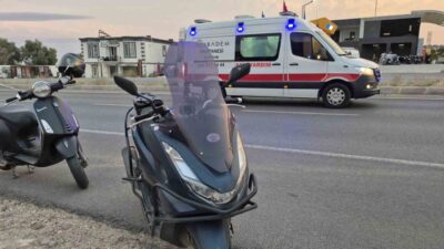 Bodrum ilçesinde meydana gelen trafik kazasında motosikletin otomobile çarpması sonucu