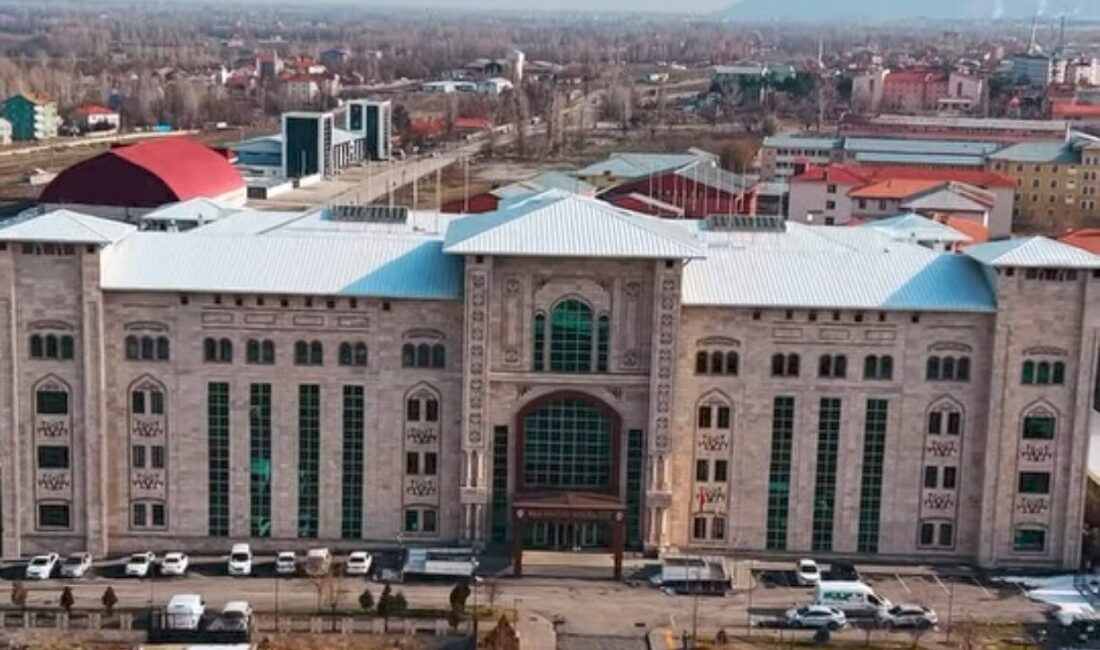 Muş İl Emniyet Müdürlüğü ekiplerinin yürüttüğü operasyonlarda, kesinleşmiş hapis cezası