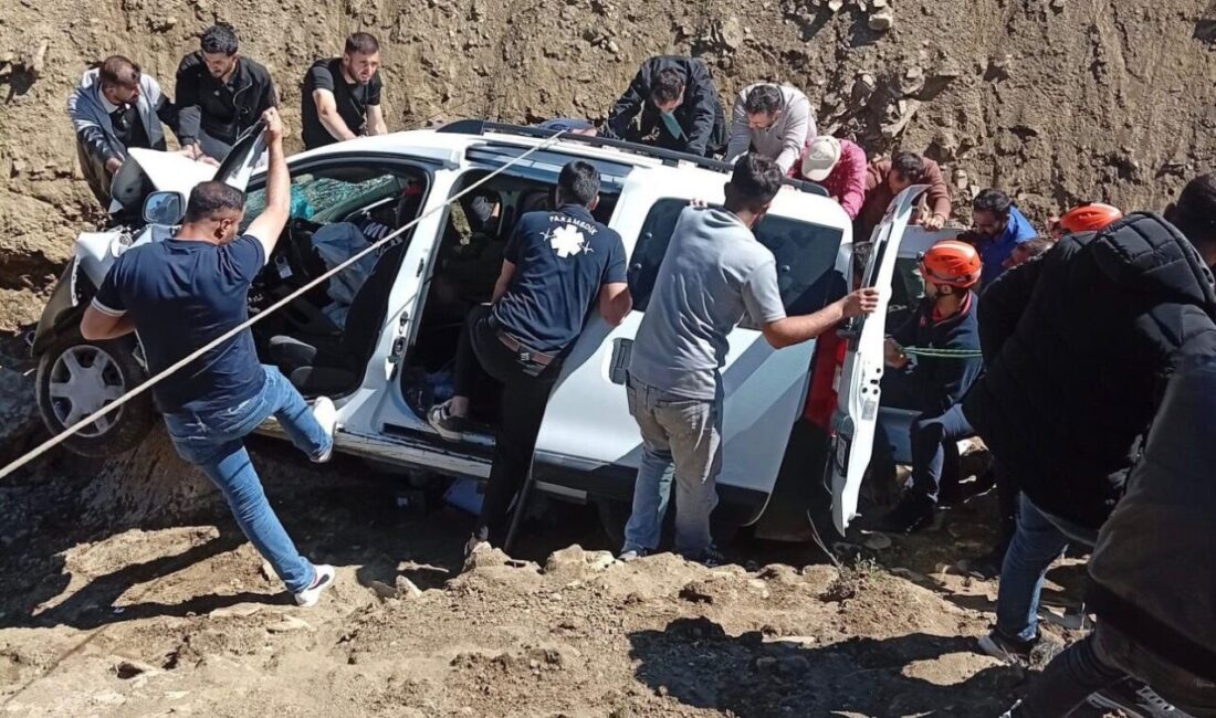 Muş’un Yazla köyü yakınlarında meydana gelen trafik kazasında bir kişi