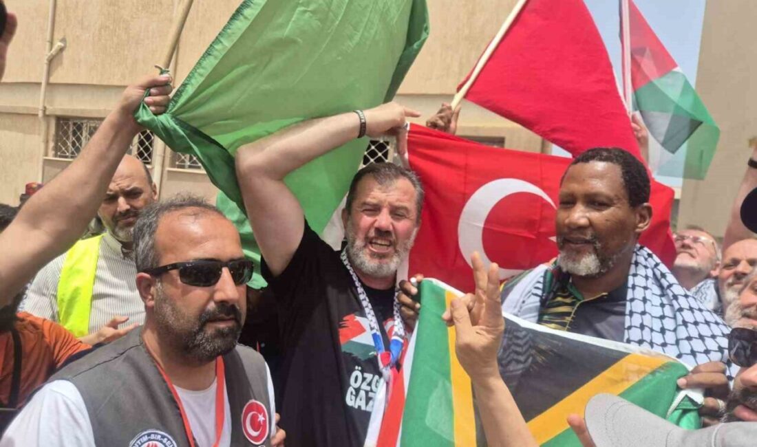 Küresel Sumud Kara Filosu’nda yer alan aktivistlerle bir araya gelen