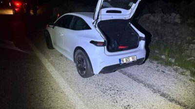 Bilecik’te dün gece meydana gelen bir trafik kazasında, seyir halindeki