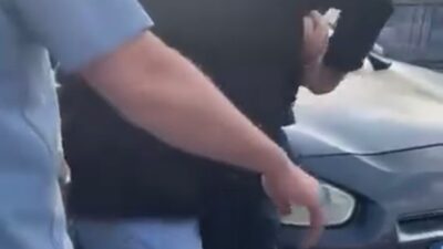 Ankara’da, iddiaya göre kendilerine küfür ettiği öne sürülen servis şoförünün