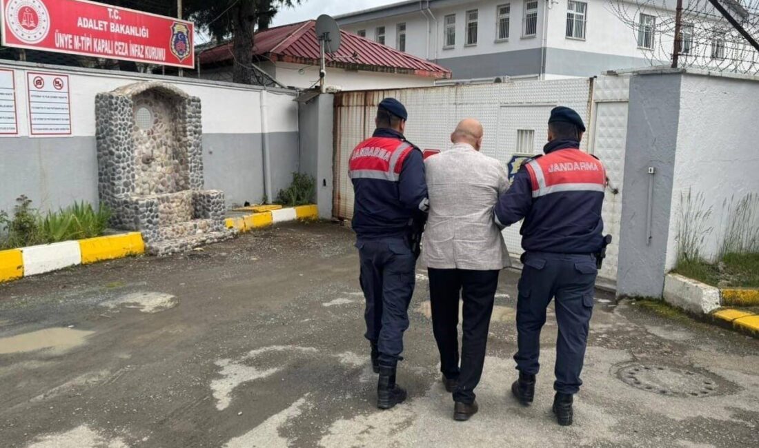 Ordu ilinde jandarma ekipleri tarafından yürütülen asayiş operasyonlarında aranan ve
