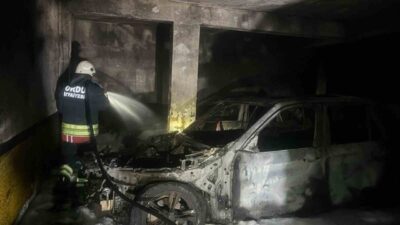 Ordu’nun Altınordu ilçesinde bir apartmanın kapalı otoparkında meydana gelen yangında,