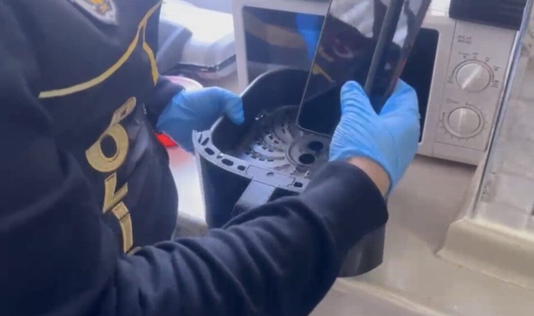 Sosyal yardım görevlisi olarak kendilerini tanıtarak 12 ilde vatandaşları dolandırdıkları