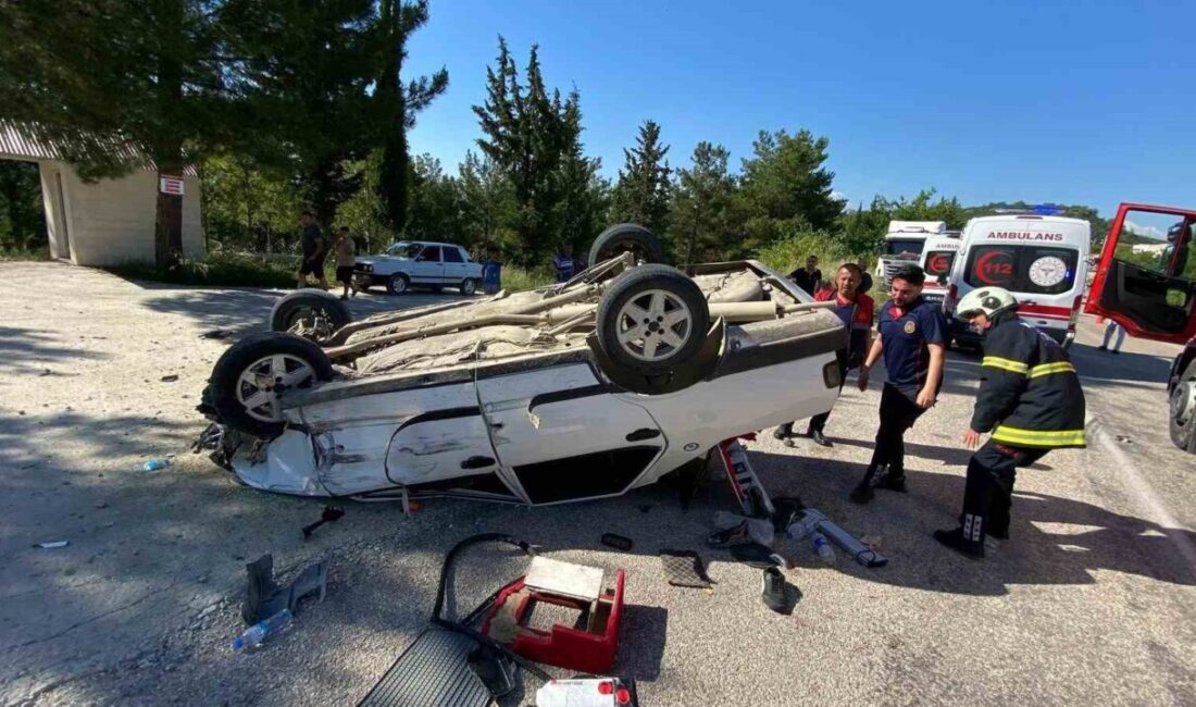 Kadirli ilçesinde gerçekleşen trafik kazasında otomobilin takla atması sonucu 2