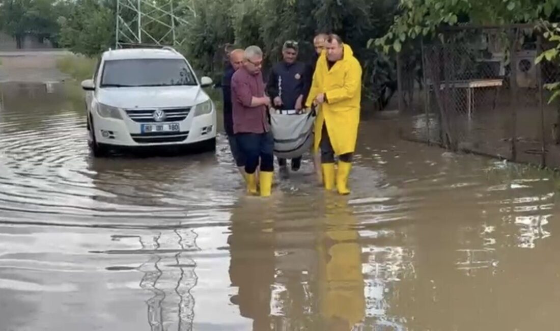 Düziçi ilçesinde bugün sabah saatlerinde meydana gelen şiddetli yağışlar sonucunda