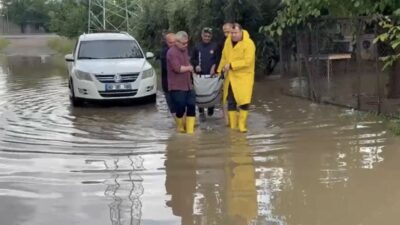 Düziçi ilçesinde bugün sabah saatlerinde meydana gelen şiddetli yağışlar sonucunda