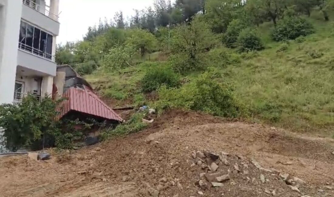 Osmaniye’nin Bahçe ilçesinde etkili olan şiddetli yağışlar sonucu meydana gelen