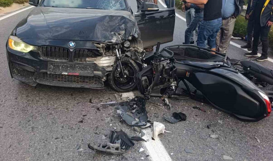 Antalya’nın Gazipaşa ilçesinde meydana gelen bir trafik kazasında otomobil ile
