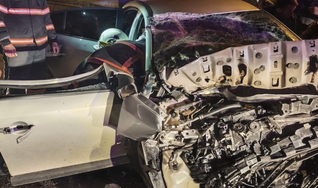 Çankırı’da bir kamyona arkadan çarpan otomobildeki 1 kişi hayatını kaybetti,