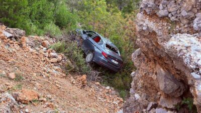 Manavgat ilçesinde meydana gelen kazada aynı aileden 3’ü çocuk 5