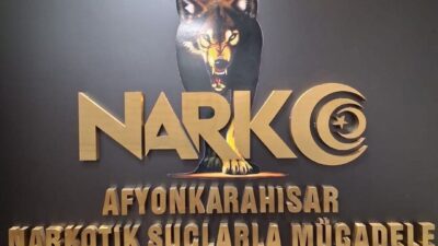 Afyonkarahisar’da polis tarafından durdurulan bir araçta uyuşturucu madde bulunması sonucu