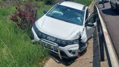 Bolu’da, TEM Otoyolu’nda meydana gelen bir trafik kazasında, sürücüsünün direksiyon