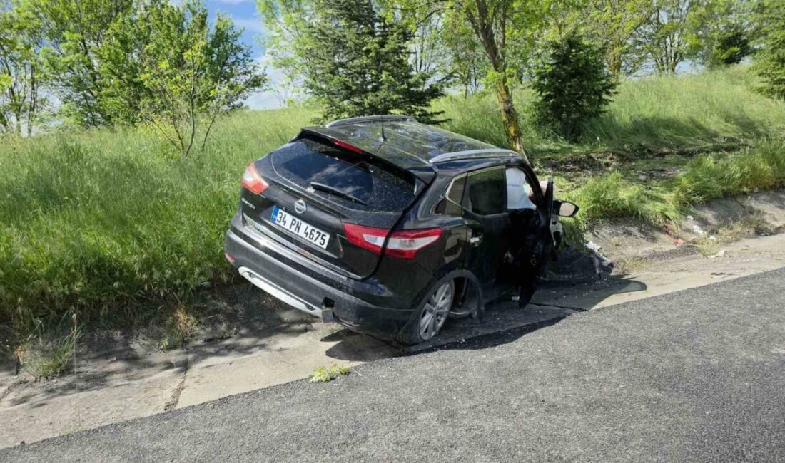 Lüleburgaz-Ergene arasında meydana gelen dolu yağışı trafik kazalarına sebep oldu.