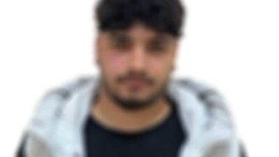 İstanbul Emniyet Müdürlüğü ekipleri, sosyal medyada paylaşılan bir videoda motosiklet