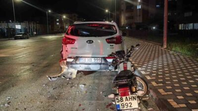 Sivas’ta meydana gelen bir kazada, park halindeki bir cipe çarpan