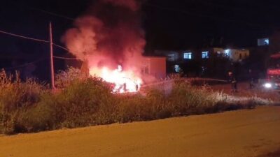 Antalya’nın Serik ilçesinde park halindeki bir aracın yanmasıyla ortaya çıkan