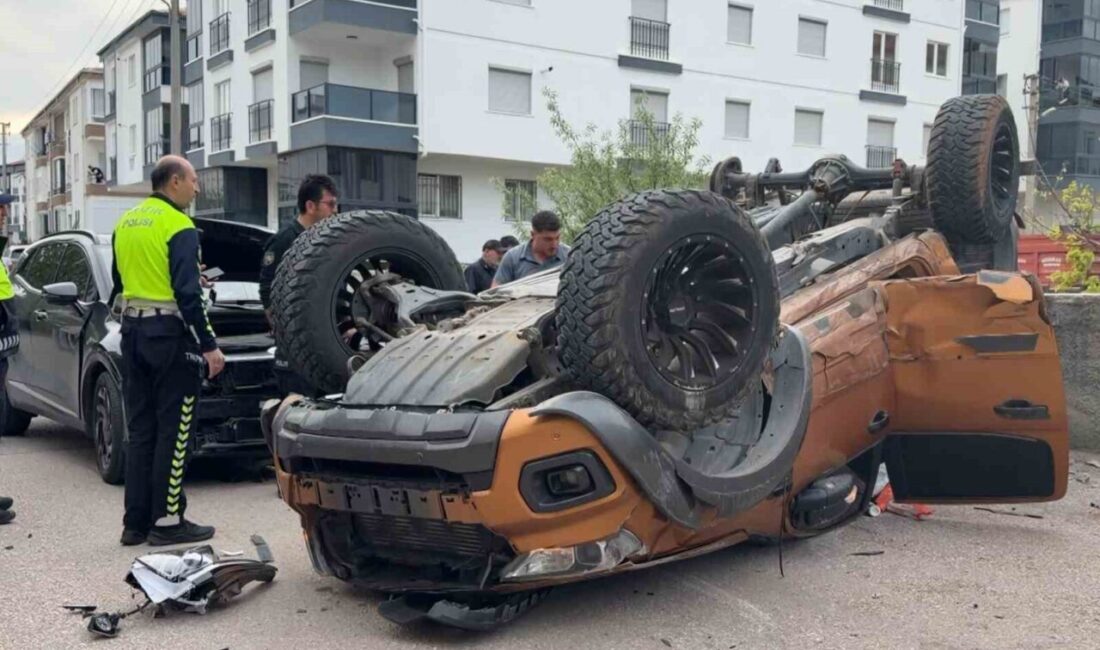Aksaray’da meydana gelen trafik kazasında pikap ile suv tipi aracın