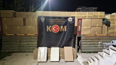 Afyonkarahisar’da polis tarafından durdurulan bir tırda, değeri yaklaşık 20 milyon