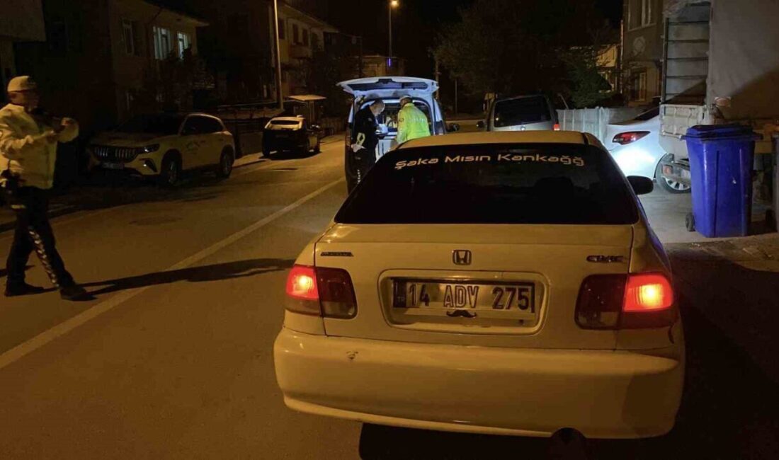 Bolu’da polis ekipleri tarafından gerçekleştirilen trafik denetiminde, denetim noktasını fark