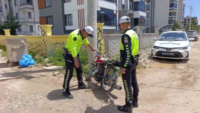 Adıyaman’da bir motosiklet sürücüsü, polis ekiplerinin ‘dur’ ihtarına uymayarak kaçtı