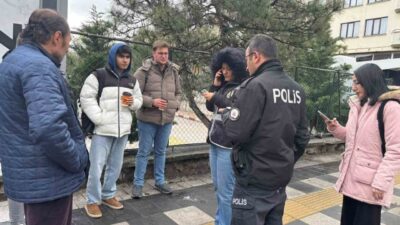 Afyonkarahisar’da, çocukların suça sürüklenmesini önlemek amacıyla öğrencilerin sıkça bulunduğu bölgelerde