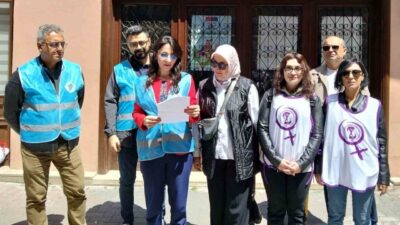Hakkari’deki Aile ve Sosyal Hizmetler İl Müdürlüğü binasında çalışan bir