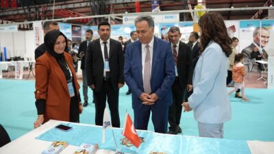 İnönü Üniversitesi’nin Rektörü Prof. Dr. Nusret Akpolat, İnönü Üniversitesi’nin ev