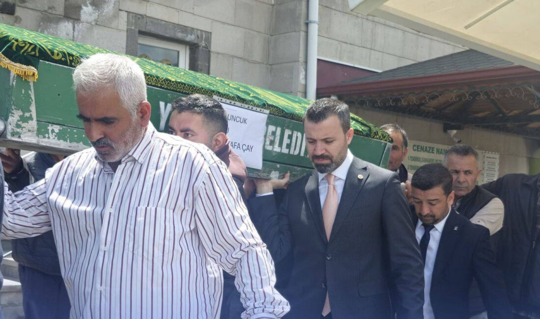 AK Parti Yozgat Milletvekili Süleyman Şahan, ilçe istişare toplantısına katılmak
