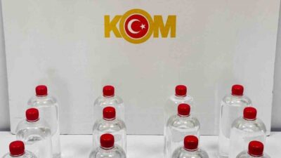 Samsun’un İlkadım ilçesinde gerçekleşen bir operasyonda polis ekipleri, sahte alkollü