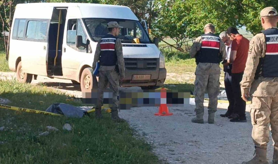 Şanlıurfa’da iki grup arasında yaşanan silahlı kavgada 3 kişi öldü.