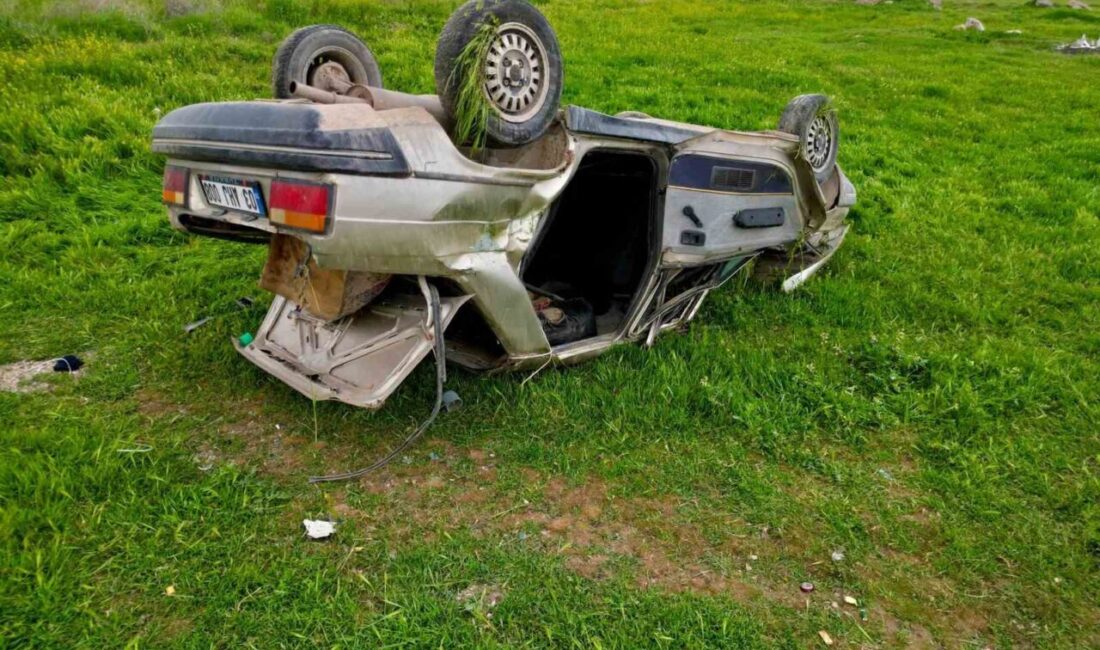 Afyonkarahisar’da bir otomobilin kontrolünü kaybederek şarampole devrilmesi sonucu 14 yaşındaki