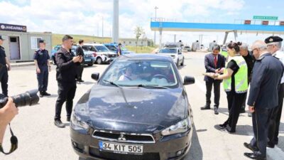 Kırşehir’de devlet protokolü, bayram öncesinde devlet karayolu ve otoban gişelerinde