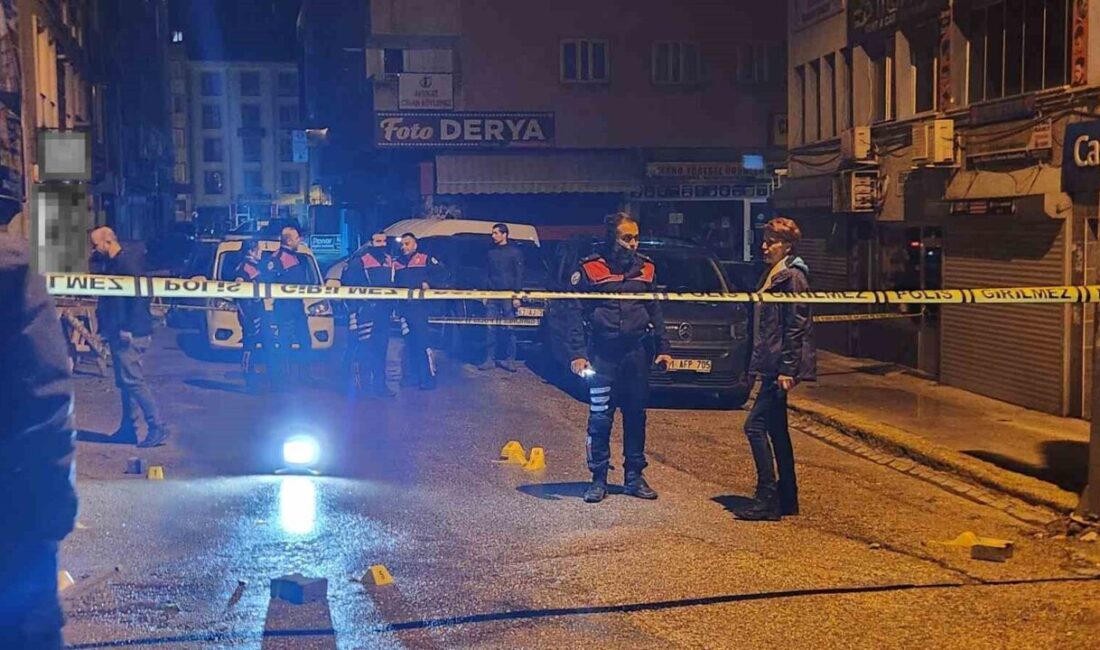 Tunceli’de, bir genç, sevgilisinden ayrıldıktan sonra alkol alarak sokakta rastgele