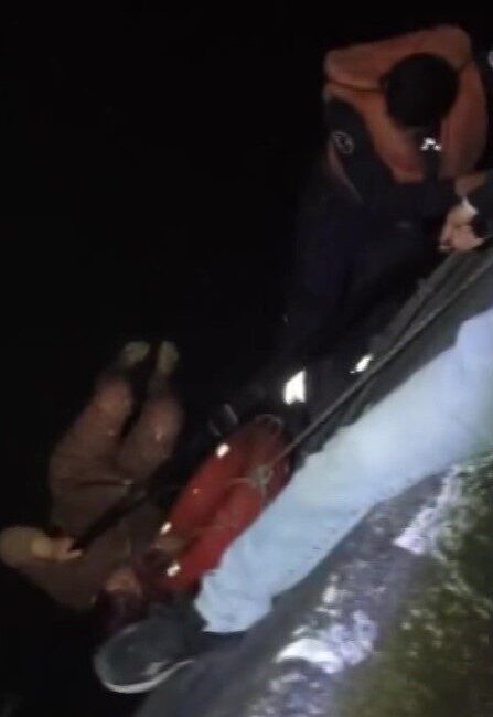 Adana’da bir kadın, gece geç saatlerde Seyhan Nehri’ne düştü ancak