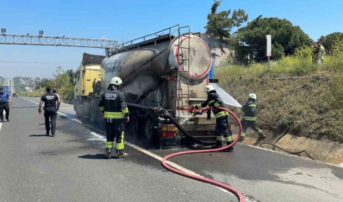 Tekirdağ-İstanbul Karayolu’nda seyir halindeki bir kamyonun lastik kısmında çıkan yangın,