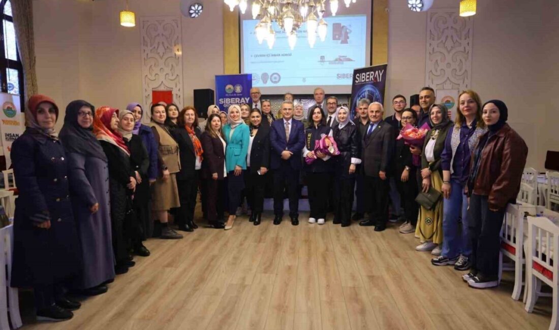 Samsun’da internet ve teknoloji kullanımıyla ilgili “SİBERAY Güvenlik Semineri” düzenlendi.