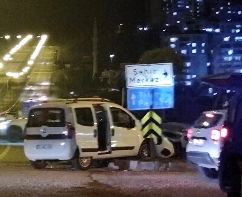 Siirt’te yaşanan trafik kazasında iki aracın çarpışması sonucunda 2 kişi