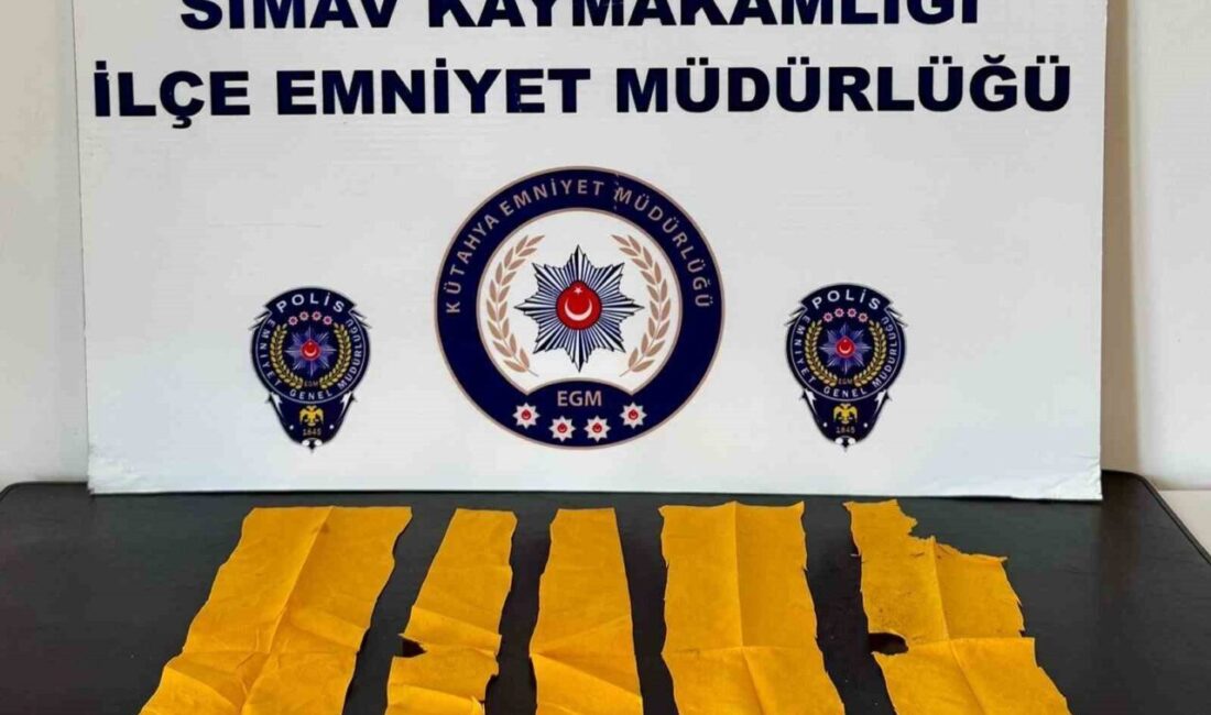 Simav ilçesinde İlçe Emniyet Müdürlüğü ekipleri tarafından gerçekleştirilen operasyonda, toplam