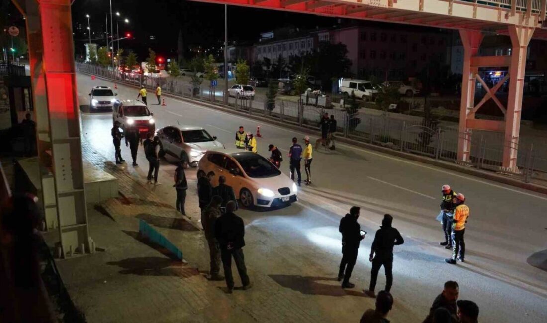 Şırnak Emniyet Müdürü Volkan Sazak’ın liderliğinde gerçekleştirilen arama operasyonunda 12